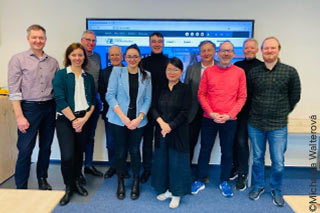 The TeCases project team at the first transnational project meeting in Prague in Feburary 2024. From left to right: Tobias Cramer PhD (VSE), Klára Vítečková (VSE), Horst Neuhaus (Critical Friend), Peter Alexander (Critical Friend), Paula Klein (UoA), Prof. Matthias Pilz (UoA), Dan Xiang (UoA), Prof. Ivan Nový (VSE), Prof. Sascha Albers (UoA), Prof. Pet. Matthias Pilz (UzK), Dan Xiang (UoA), Prof Ivan Nový (VSE), Prof Sascha Albers (UoA), Prof Petri Nokelainen (TU), Ilmari Puhakka (TU)